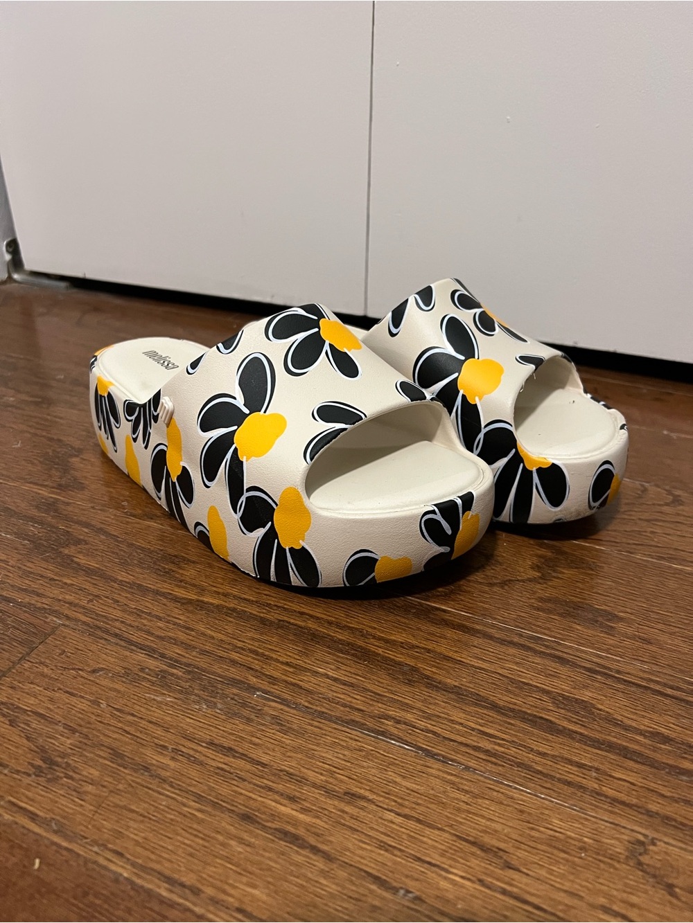 Melissa Free Print Platform Floral Slide Sandals Size 8